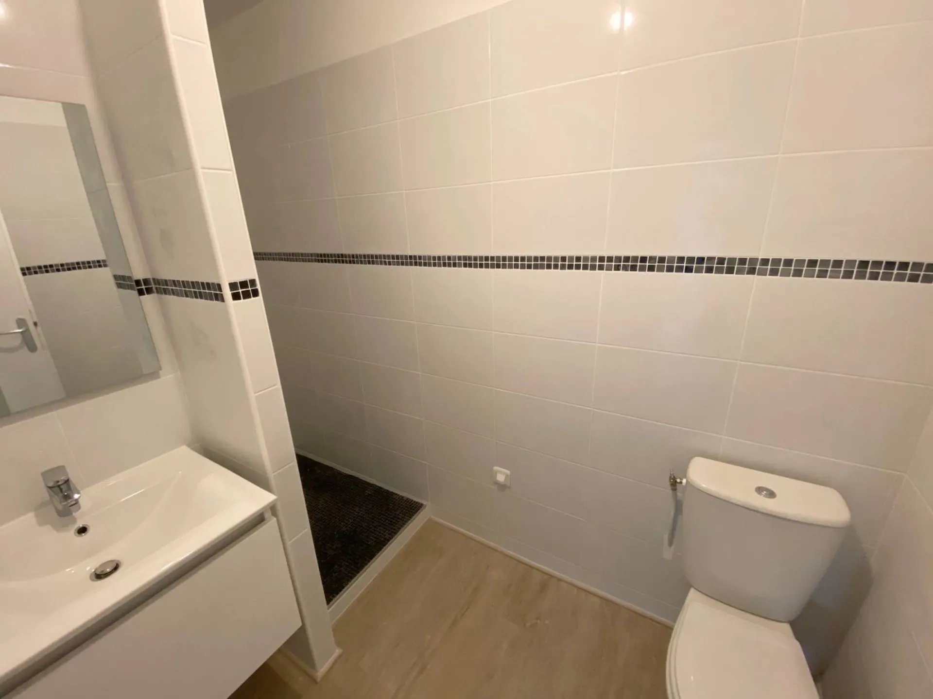 studio vue dégagée a vendre roquefort la bédoule
