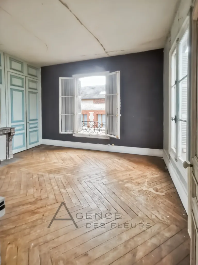 A vendre maison de 160 m² à rénovée sur la commune de ST PIERRE LES ELBEUF 76320