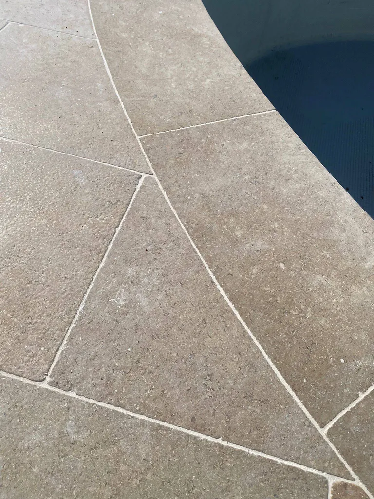 Margelle arrondi beige