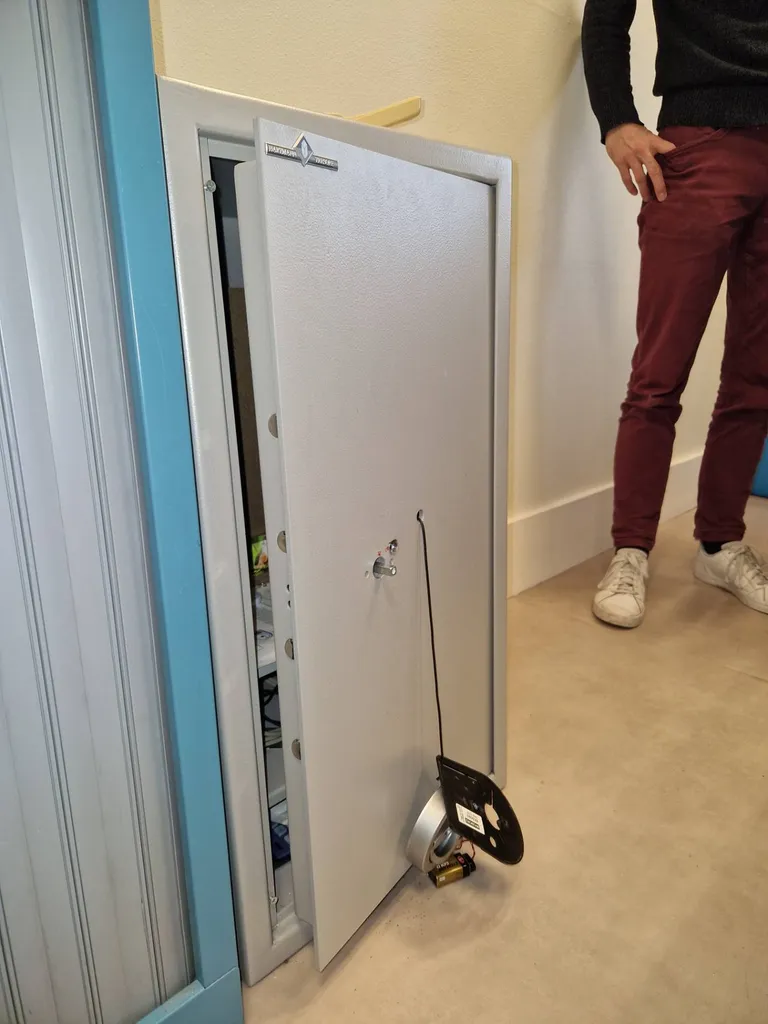 Ouverture coffre fort tourcoing 59200 serrurier coffretier