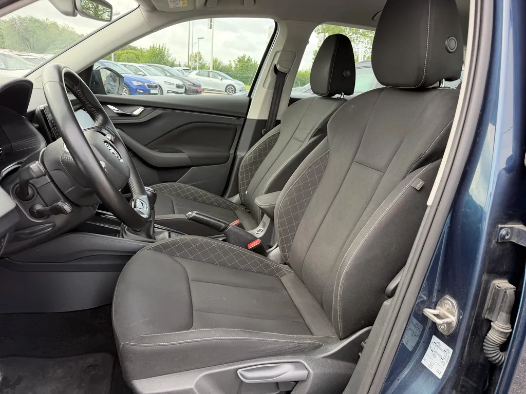 Voiture d'occasion Skoda Kamiq à vendre chez un concessionnaire proche du Havre en Normandie : profitez d'un SUV révisé