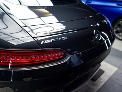 Résultat visuel après pose de PPF XPEL sur une Mercedes-AMG GTS dans le secteur de Lorient.