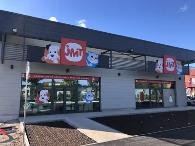 JMT Saint Mitre les Remparts animalerie zone commerciale