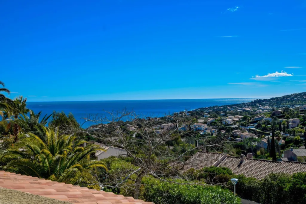 Maison 4 pièce(s) 3 chambre(s) 146 m² Les Issambres (83380)