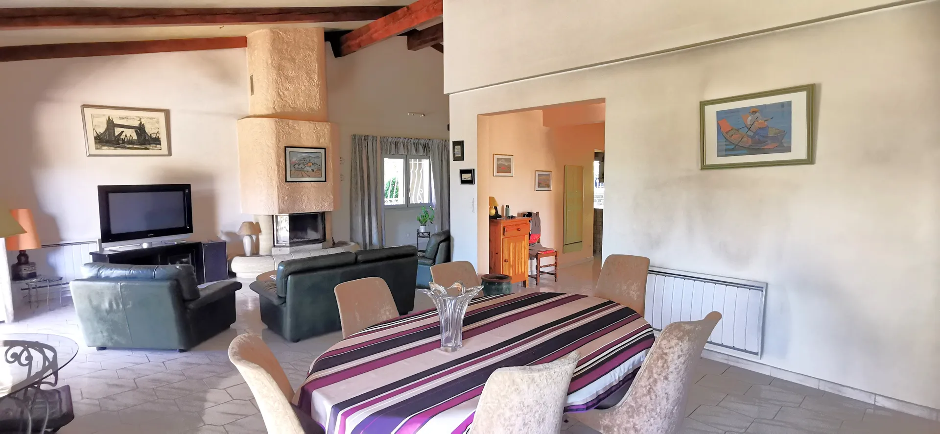 Vente maison T4/5 Cassis  avec piscine, vaste sous-sol & garage dans lotissement sécurisé à l'entrée du village