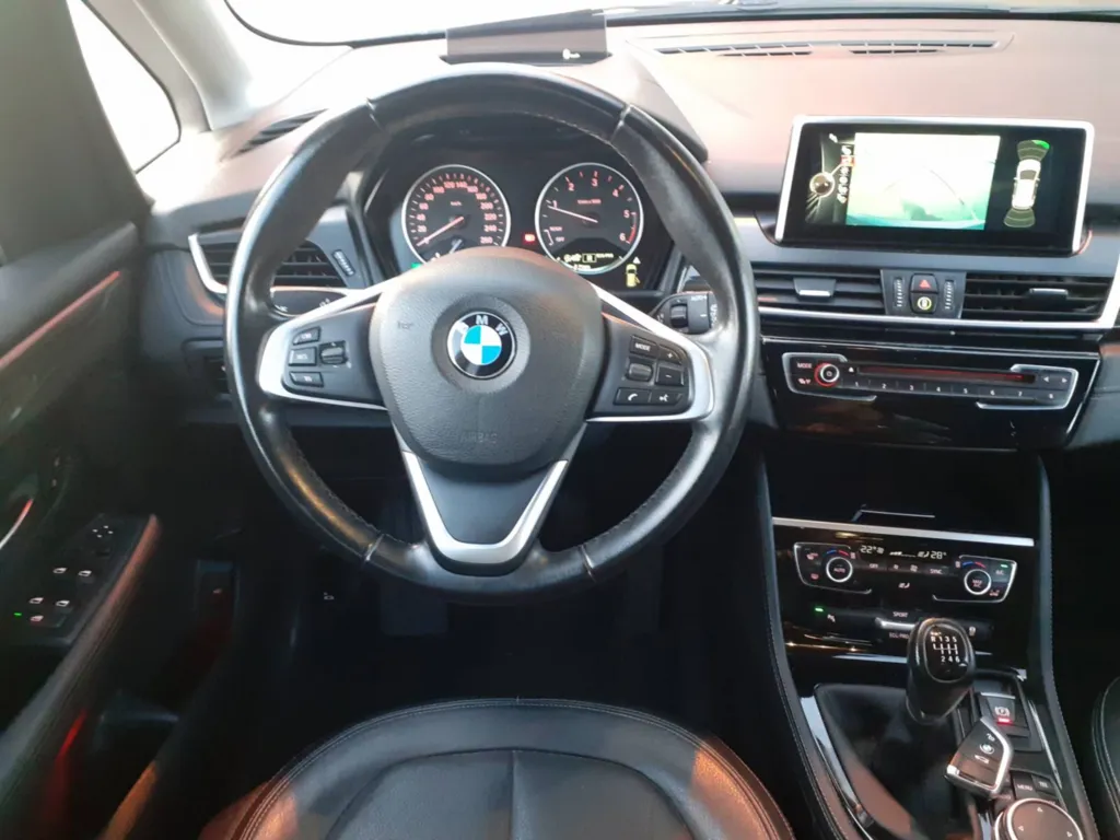 BMW SERIE 2 ACTIVE TOURER OCCASION 218d 150CH LUXURY A PLAISANCE DU TOUCH PRES DE TOULOUSE