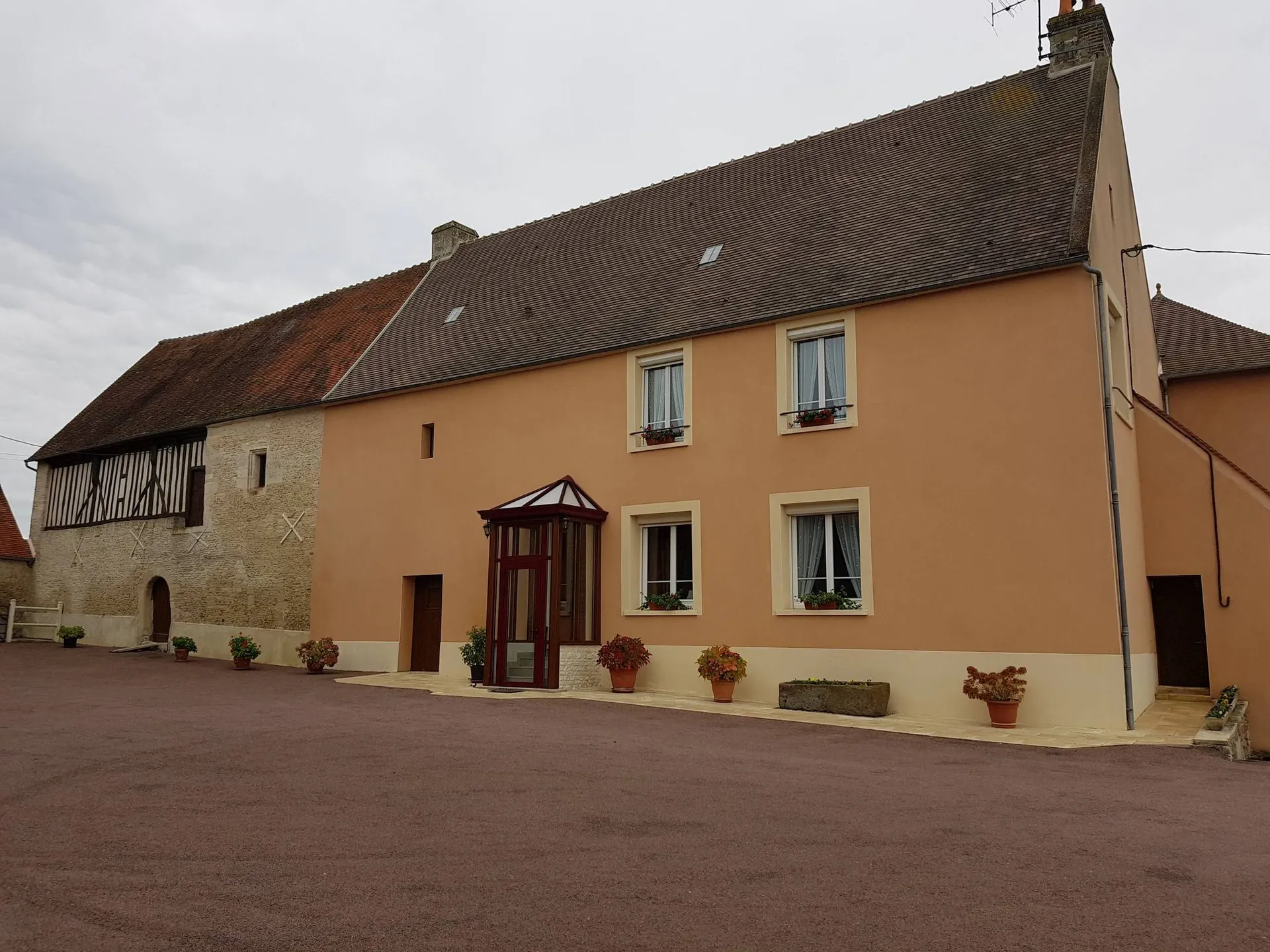 Acheter une propriété à vocation équestre à 10 minutes de la gare, Orne 61