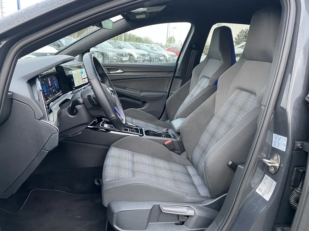 Volkswagen Golf GTE d'occasion à prix bas chez votre concessionnaire proche du Havre et de Rouen (76)