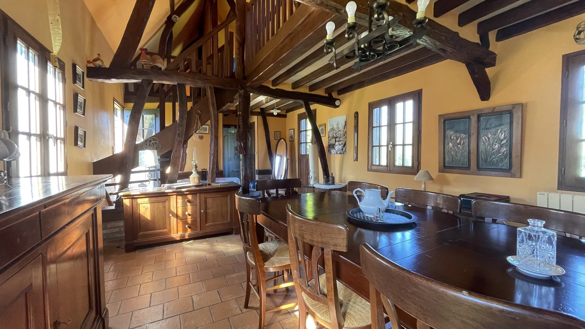 Propriété de charme avec 1.5ha de terrain et de verger, à 15min de Neufchâtel en Bray, Normandie (76).