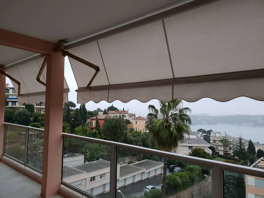 pose de store sur mesure à Nice