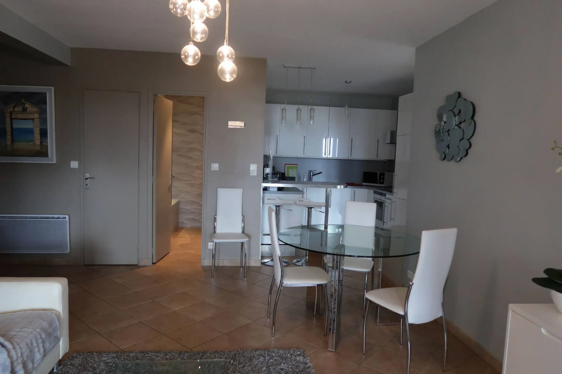 Appartement T4 Cassis dans le centre avec terrasse vue Cap Canaille et garage 