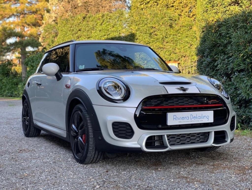 Traitement céramique Mini Cooper Works à Nice Cannes et Monaco