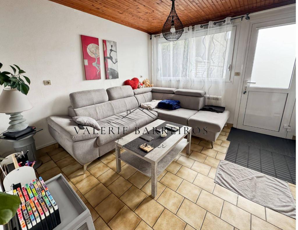 A acheter lot de deux maisons sur la commune de CAUDEBEC LES ELBEUF 76320