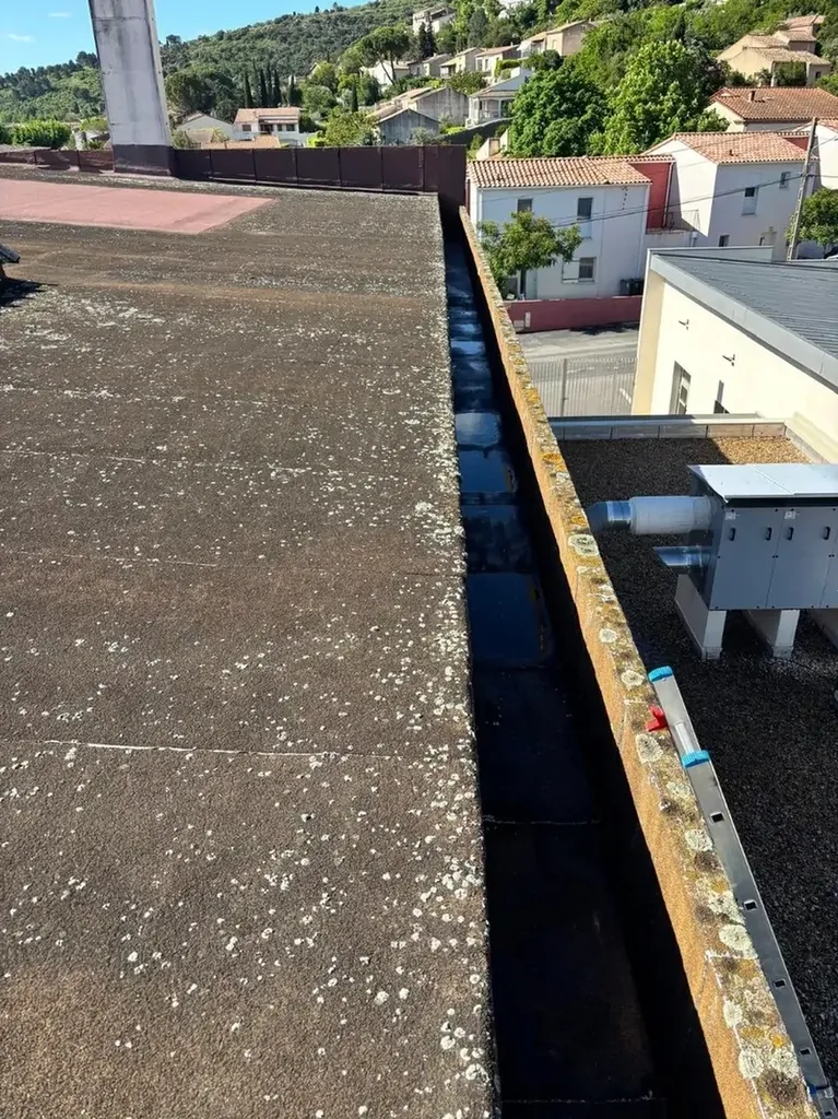 Réfection de l'étanchéité de toiture du gymnase Rebichon à Clermont-l'Hérault : Une réhabilitation technique signée IDEA HOME