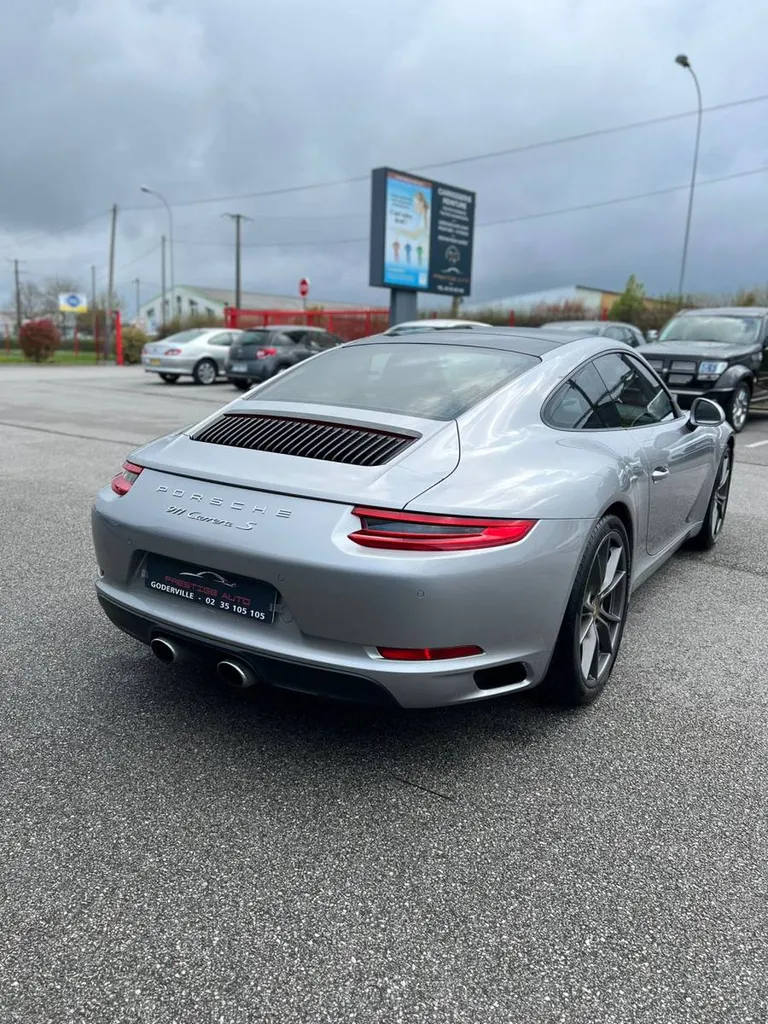 A vendre Porsche 911 Carrera S grise