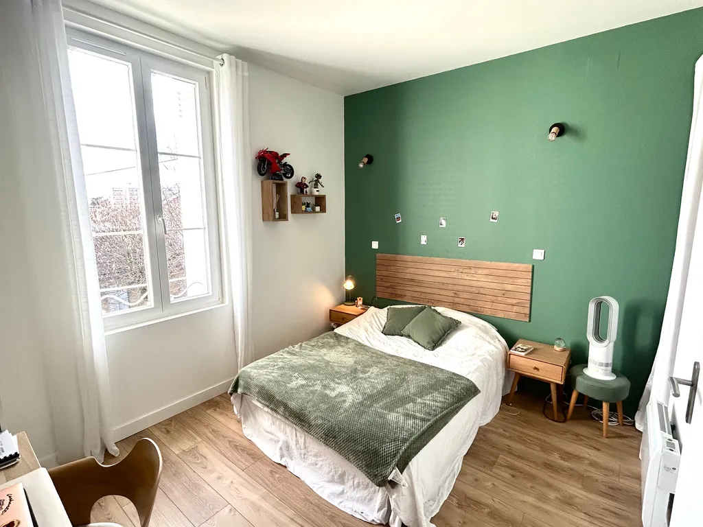 Joli T2 rénové dans immeuble en pierre Bordeaux Caudéran, Parc Bordelais