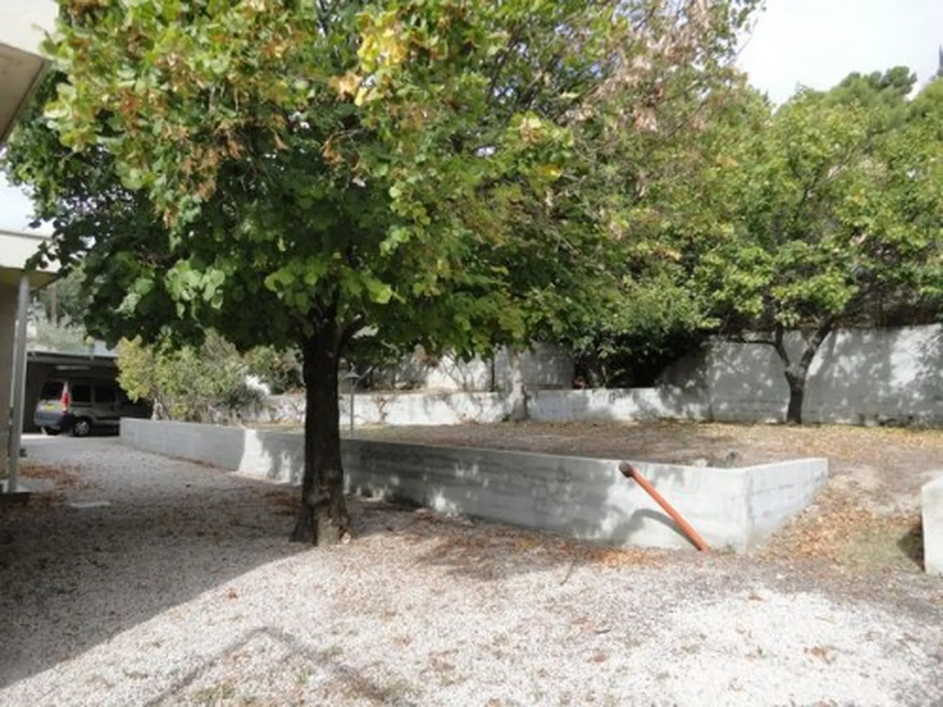 A vendre Carnoux en Provence maison T4/5 proche commodités, de plain pied sur 960m² de terrain plat