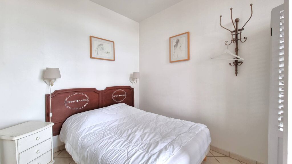 A vendre Studio meublé, face au port de plaisance, Dieppe 76200