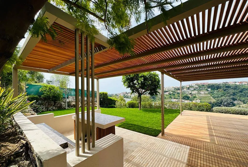 pergola sur mesure bois et acier