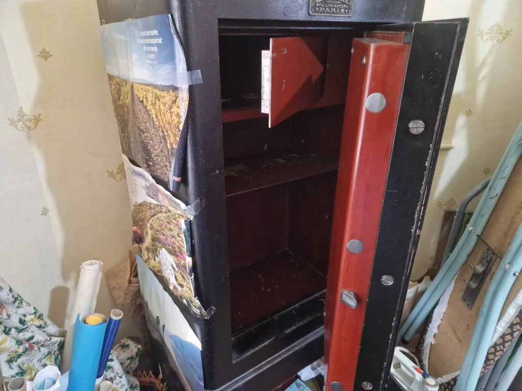 dépannage d'un coffre fort réalisé à la chapelle d'armentières