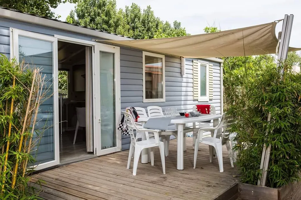 location de mobil home et chalet dans camping proche de la plage à sete