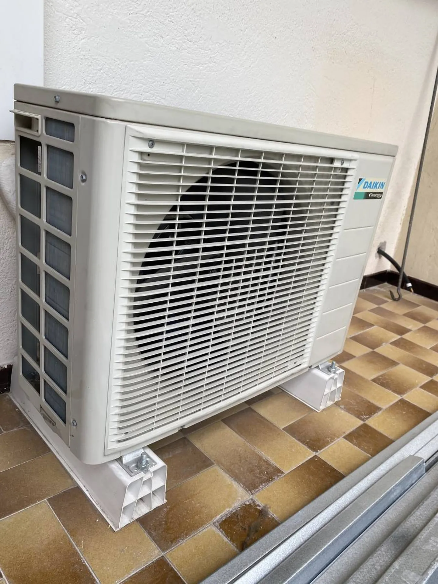 Groupe extérieur DAIKIN lors d'un déplacement 