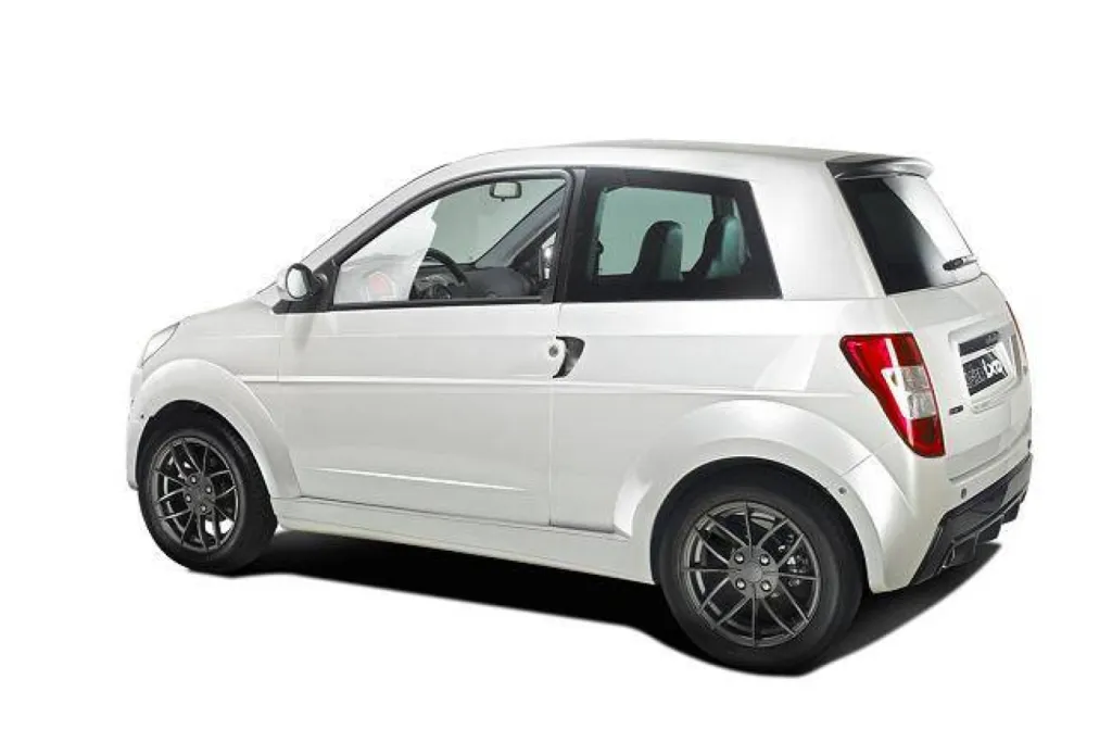 Location d'une voiture sans permis pas cher sur Hyeres dans le Var 83