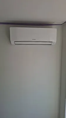 Installation de 2 monosplit Hitachi à Peypin avec Provence Energie Solaire Services