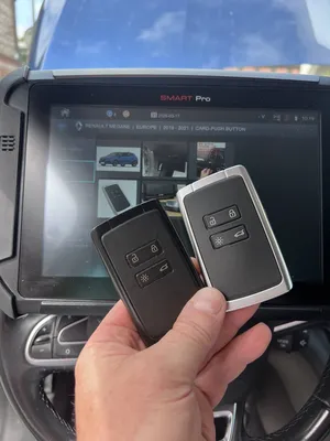 Reproduction et double de carte Renault à Toulouse – L’Atelier du Totem