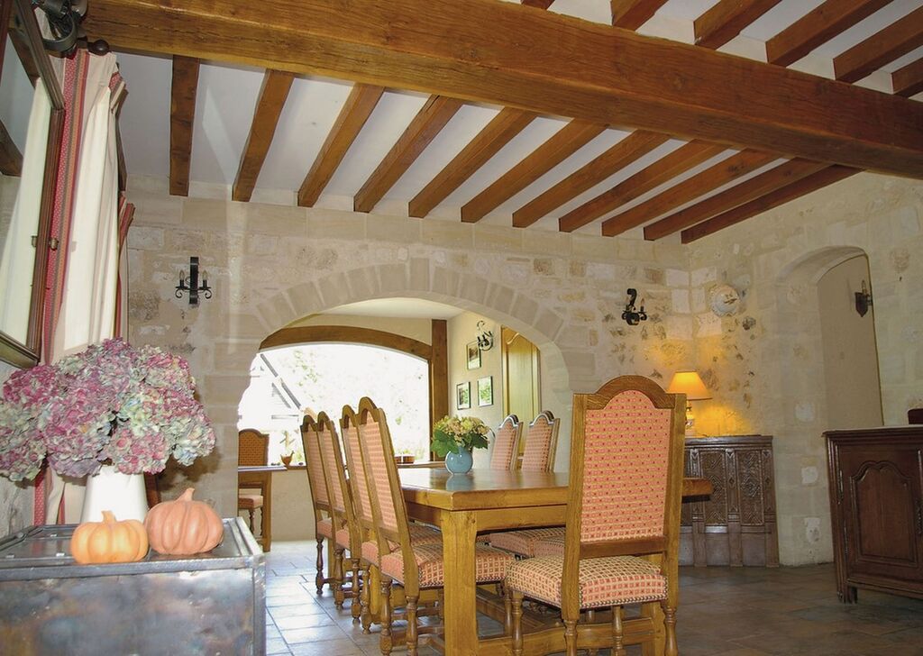 Vends, Demeure de famille dans un environnement boisé à 40 minutes de Deauville 14800