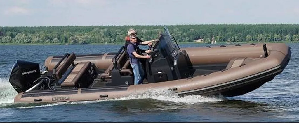 Semi-rigide Brig Navigator 26 neuf à vendre dans le Var