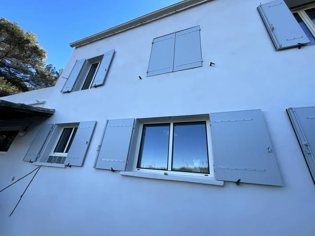 VOLETS BATTANT ALU A VITROLLES