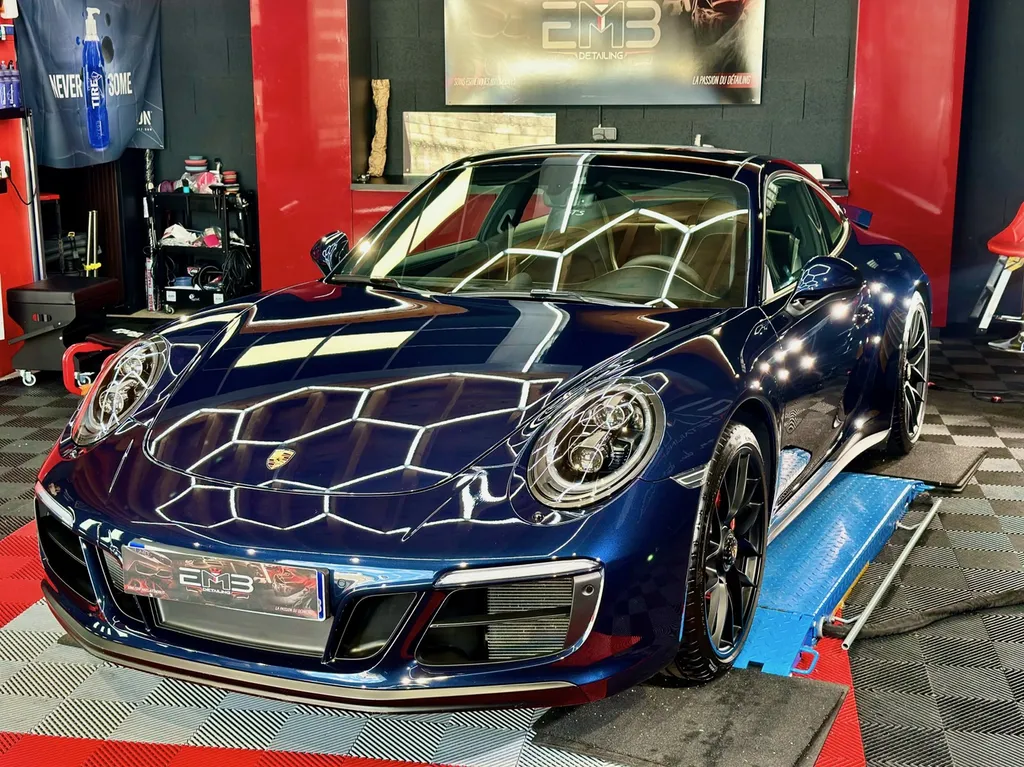 Traitement céramique lyon protection carrosserie dans l’ouest lyonnais spécialiste Porsche 