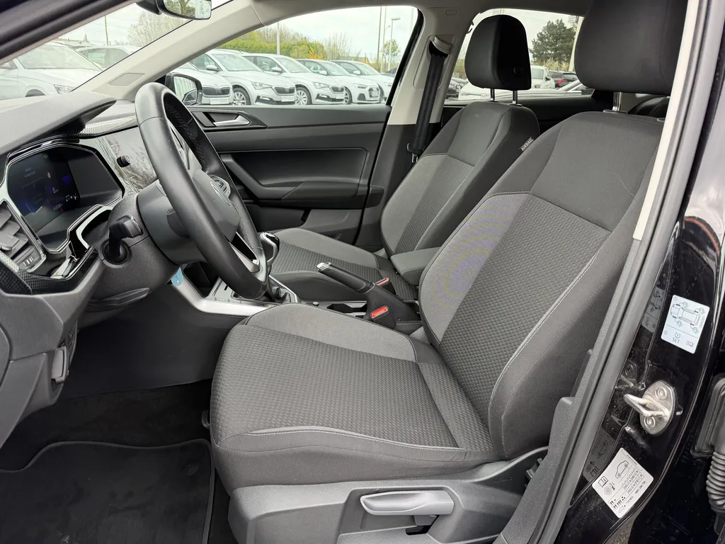 Volkswagen Polo d'occasion à vendre près du Havre : citadine essence fiable et récente disponible chez Caudebec Automobiles