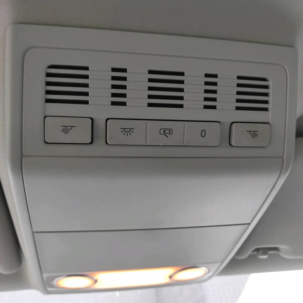 Volkswagen Caravelle 9 places TDI 150 DSG Confortline