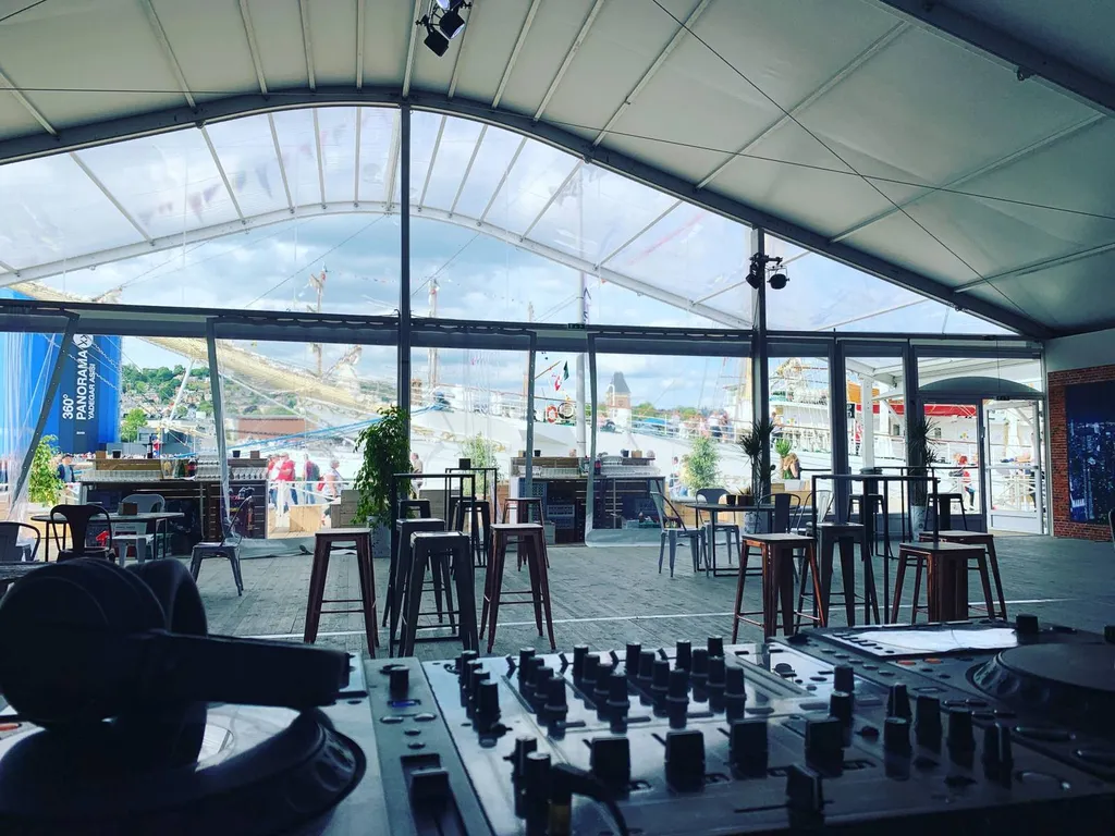 Location d'une tente de réception en Normandie