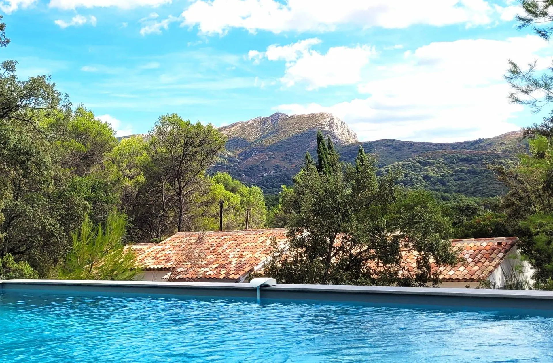 Rénovation et extension complète d'une maison individuelle à Aix en Provence dans les bouches du Rhône