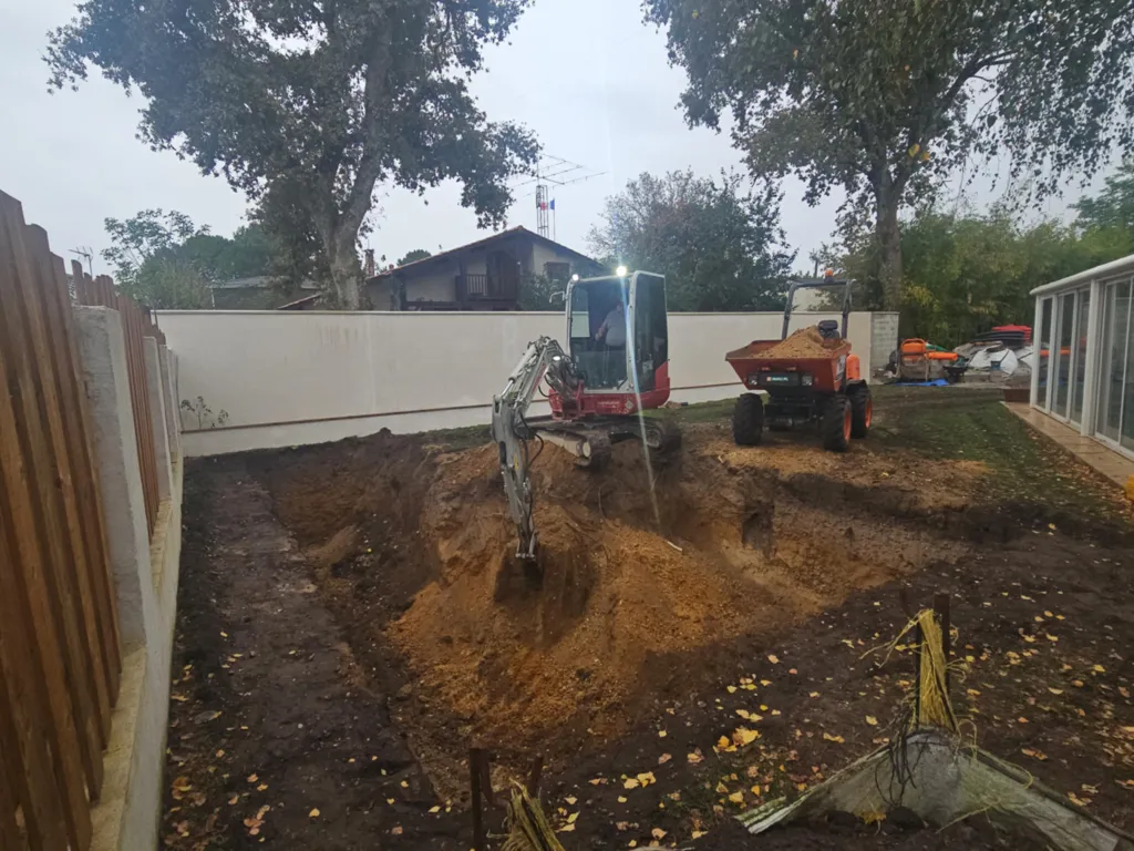 Loc a’Pelle – Votre partenaire de confiance en location d’engins de chantier à Villenave-d’Ornon, près de Bordeaux