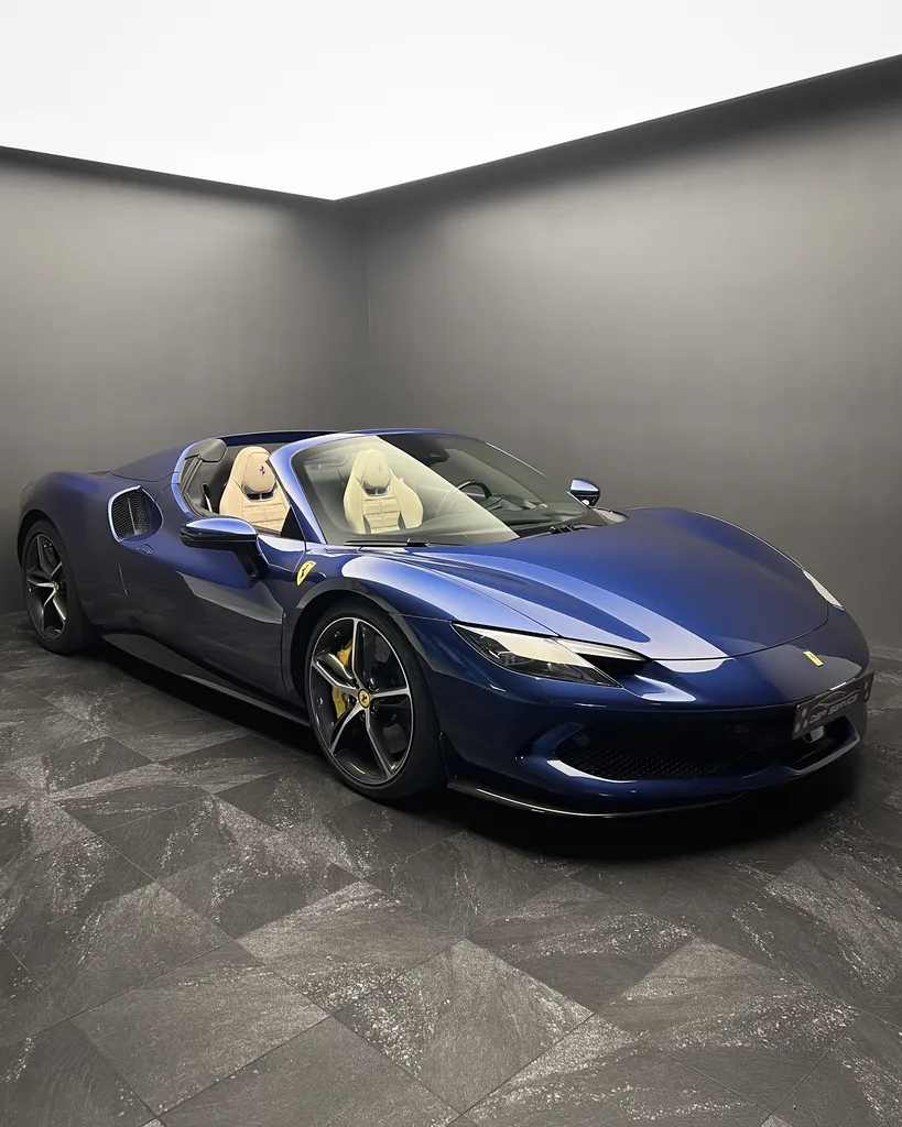 Protégez le capot de votre Ferrari 296 GTS avec une pose de film de protection PPF chez DSP Service Mulsanne