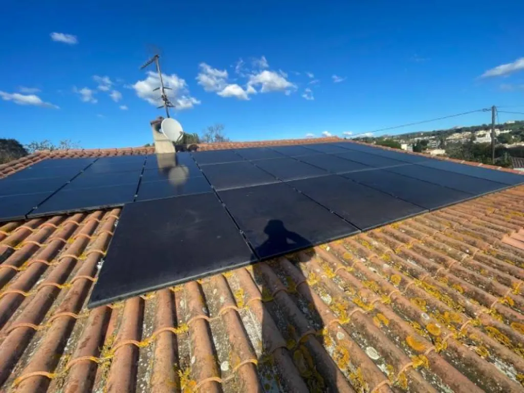 Installation de panneaux Meyer Burger à Marseille