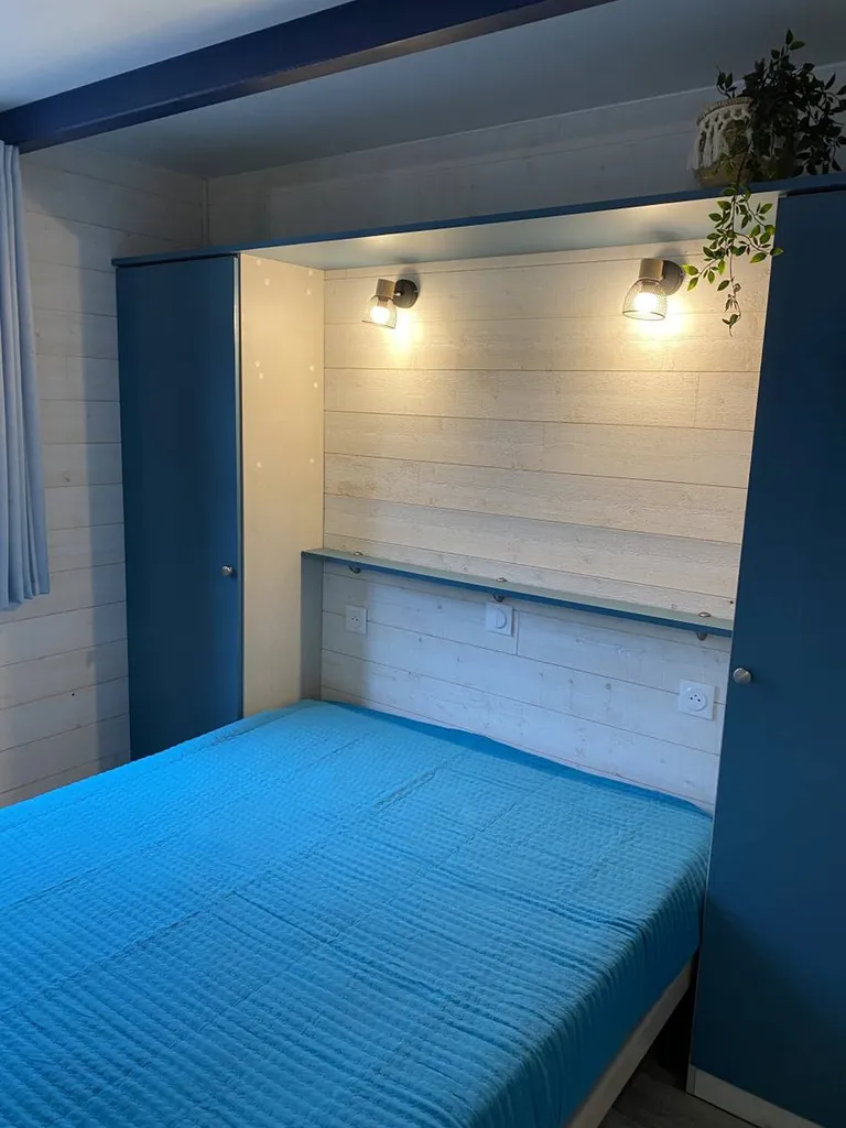 Chalet 5 couchages non climatisé à seulement 150m de la plage de Vias-Plage proche de Mèze