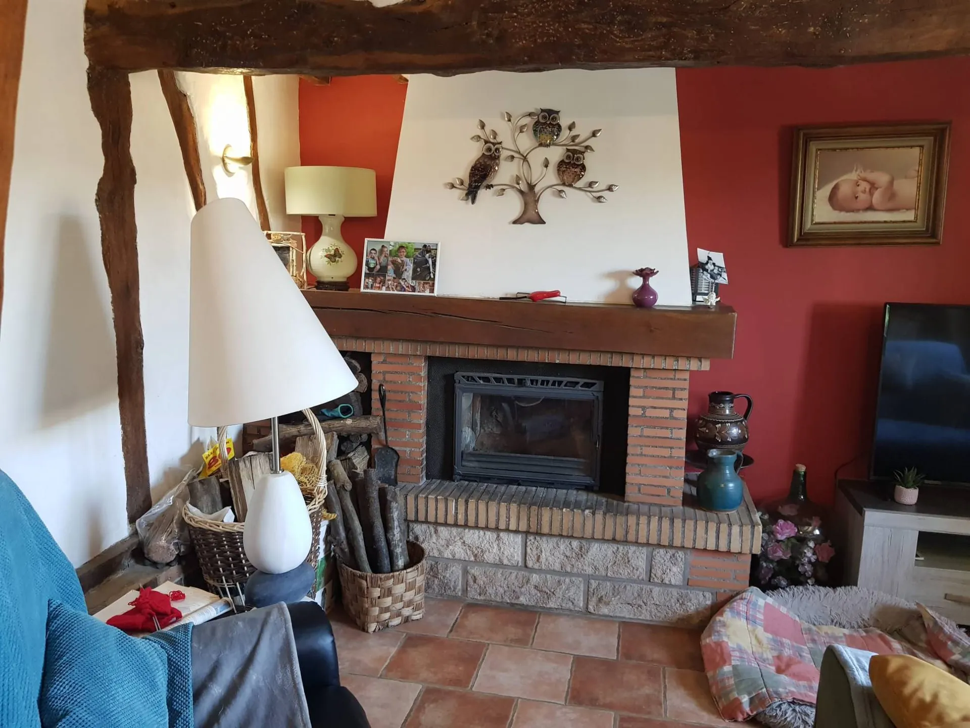 Ravissante fermette normande sur 1.5 ha de prés, entre Neufchâtel en Bray et Forges les eaux, calme absolu. Normandie