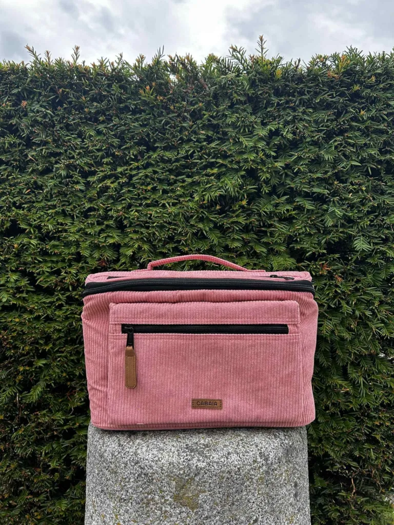 Vanity Cabaia modèle Gold Coast en velours rose indisponible chez Evasion Eu