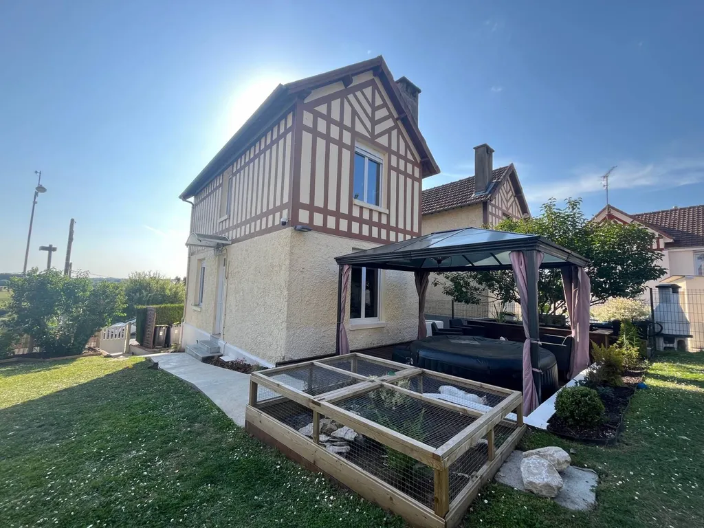 Maison en très bon état général de 83m², à proximité des écoles et commerces - Idéal 1ère acquisition !