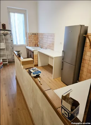 Belle Maison de village avec gros potentiel à rénover spécial investisseurs et marchands de biens à Carcès sur cinq niveaux