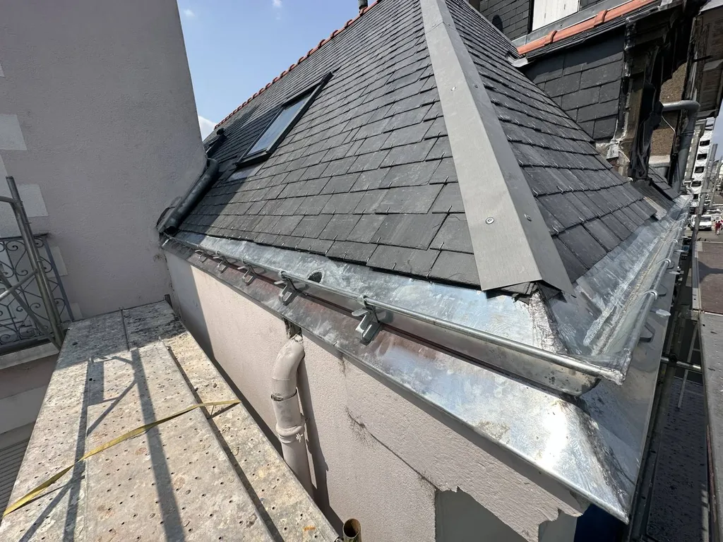 Changement complet de gouttière en zingue 