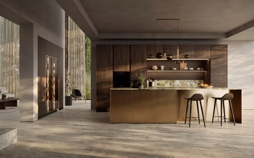 Cuisine moderne avec façades en bois, en bronze et plan de travail en pierre 