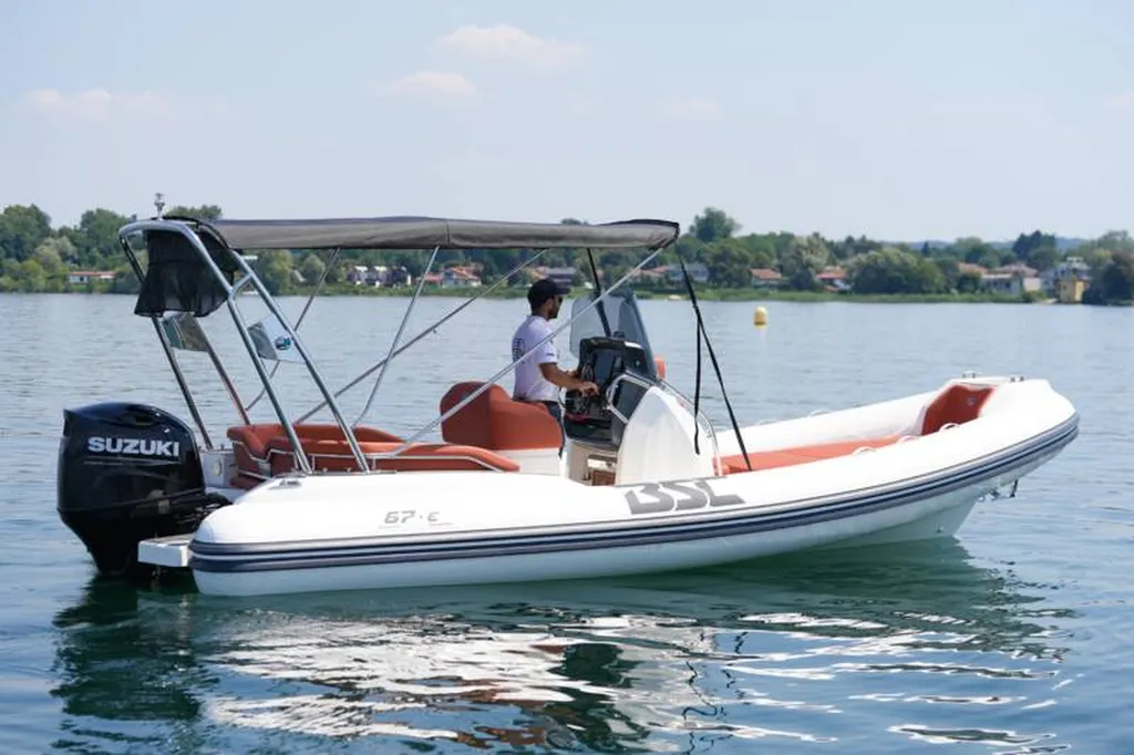 Semi-rigide BSC 67 neuf au Cap Ferret sur le Bassin d'Arcachon