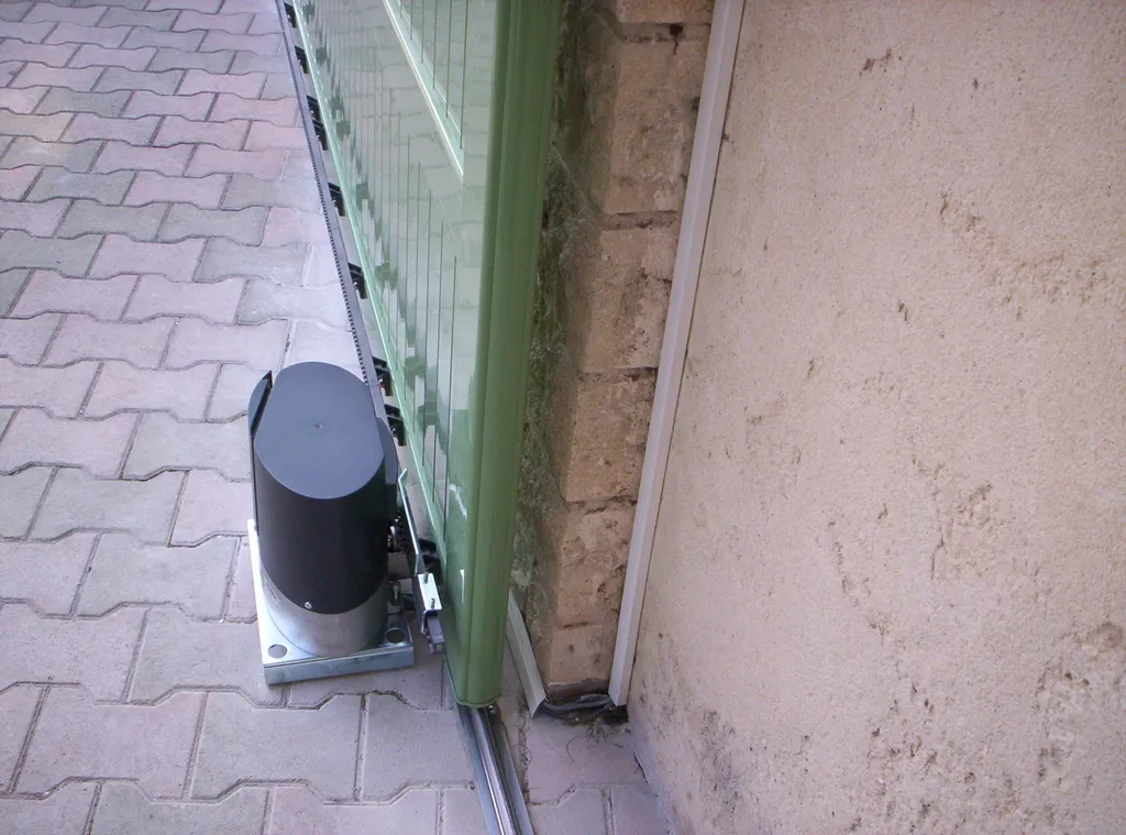 Portail coulissant préfal à Sausset-les-Pins