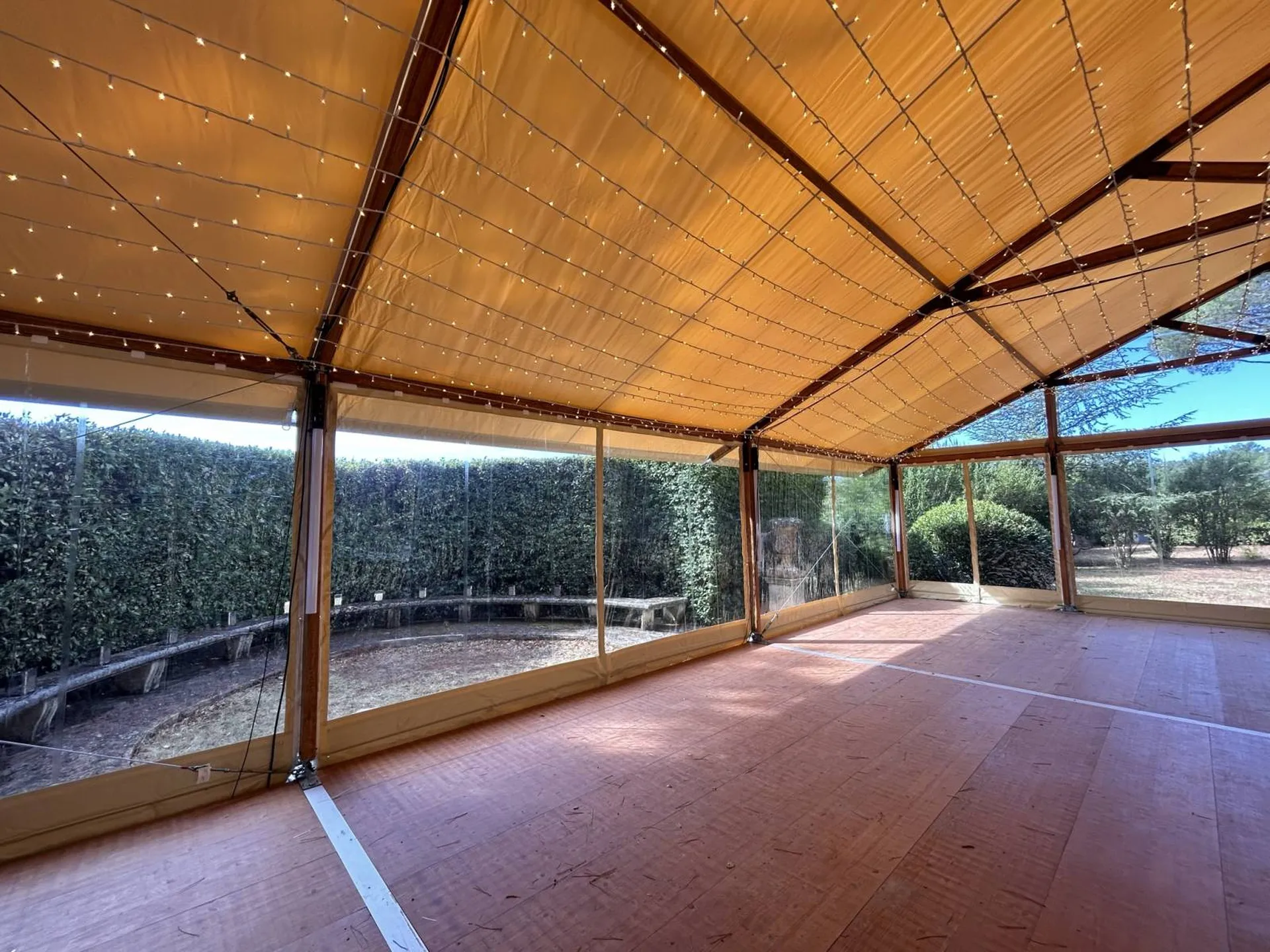 Location chapiteau Woodline plaquage bois - 10m